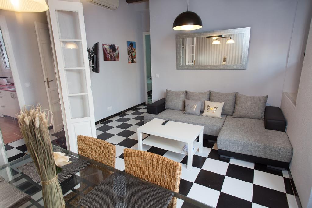 Apartamento Reservaloen Puerta De La Maestranza *